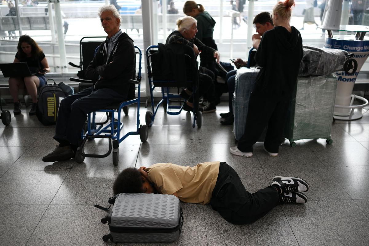 Air Traffic System Failure Was Caused by One in 15 Million Chance Error