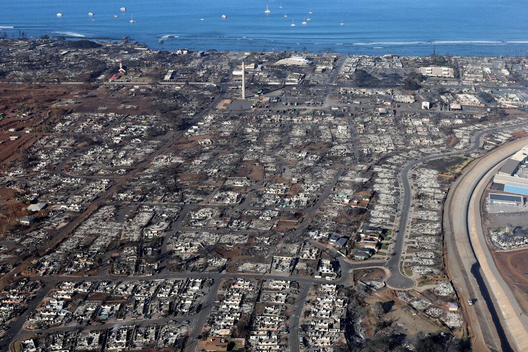 Hawaii Investigates Unsolicited Offers to Buy Maui Land