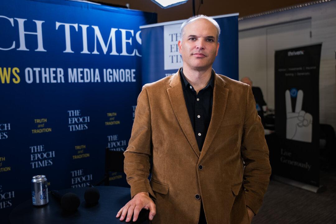 Inside-Out Journalism: How Hidden Actors Manipulate the Public and Enforce Consensus