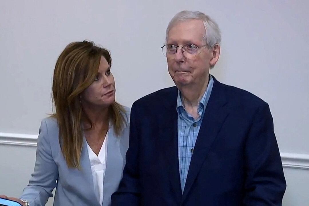 New Debate Rages Over Age Limits for Politicians After McConnell’s Latest Freeze