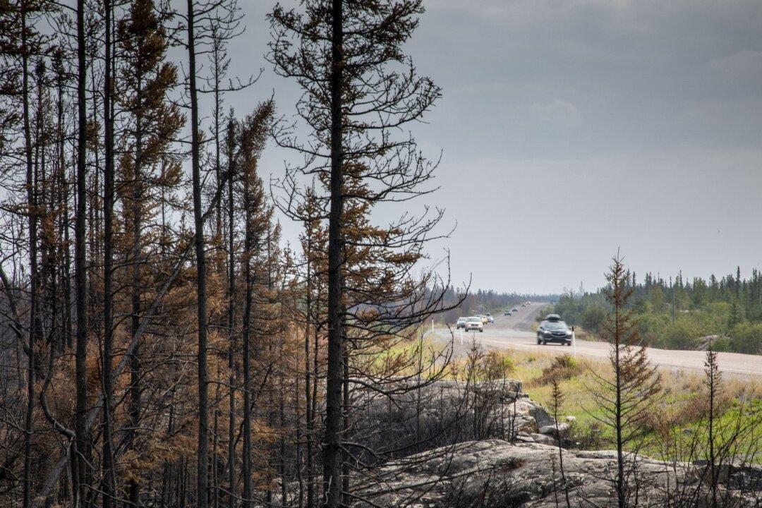 Fire Activity Expected to Kick up in NWT, Mounties Warn Against Re-entering