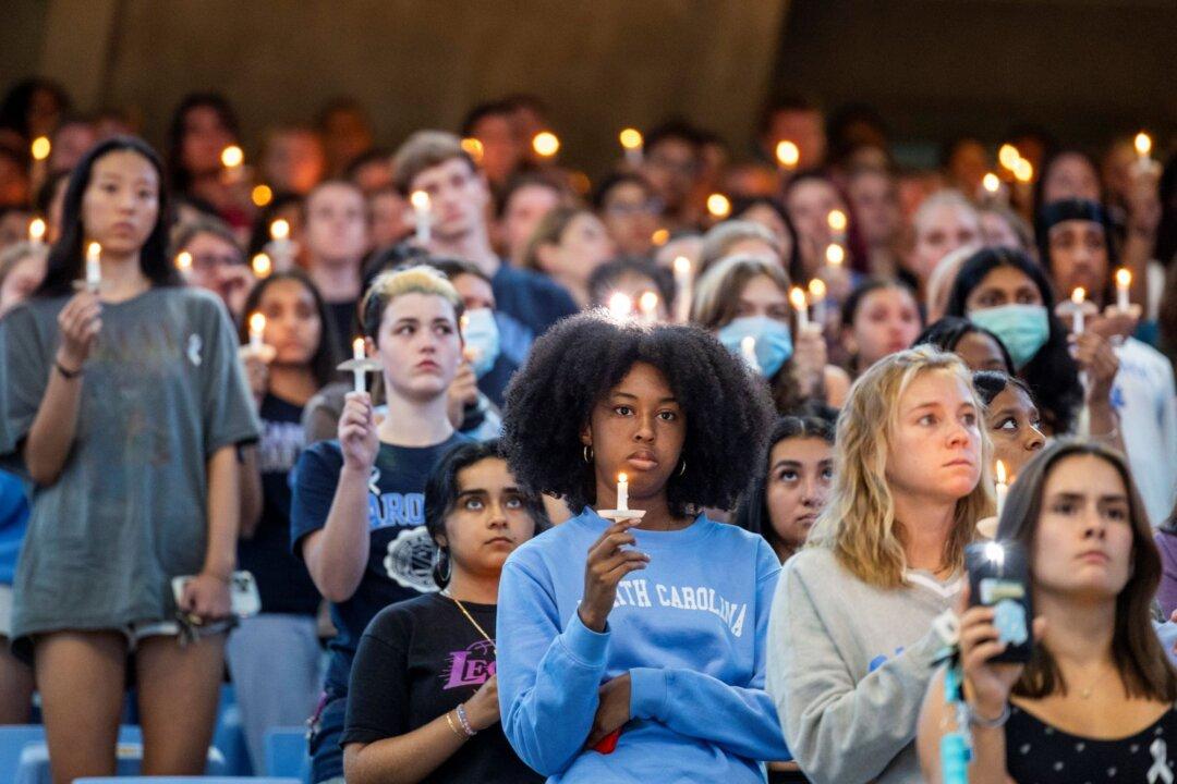 Audio Reveals 911 Caller in University of North Carolina Shooting Immediately Identified a Suspect