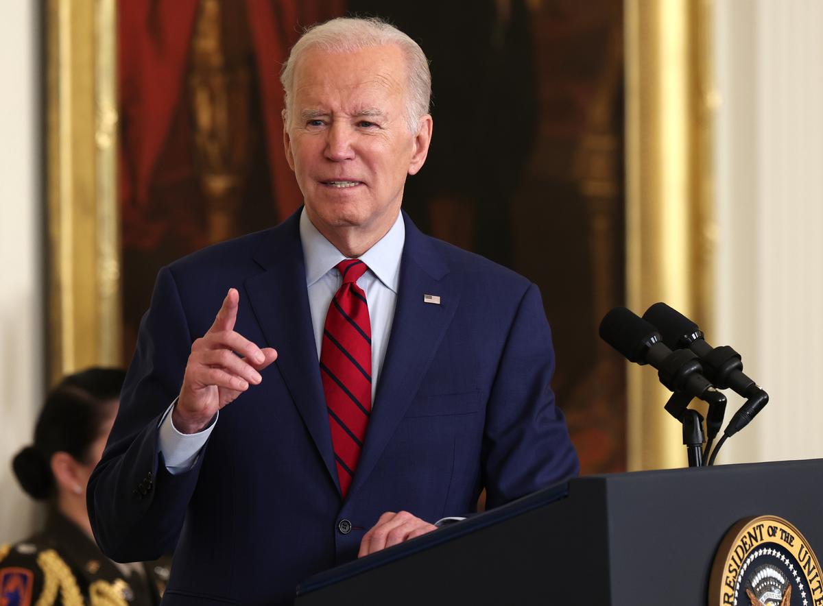 Biden to Award Medal of Honor to Helicopter Pilot for Vietnam War Heroism