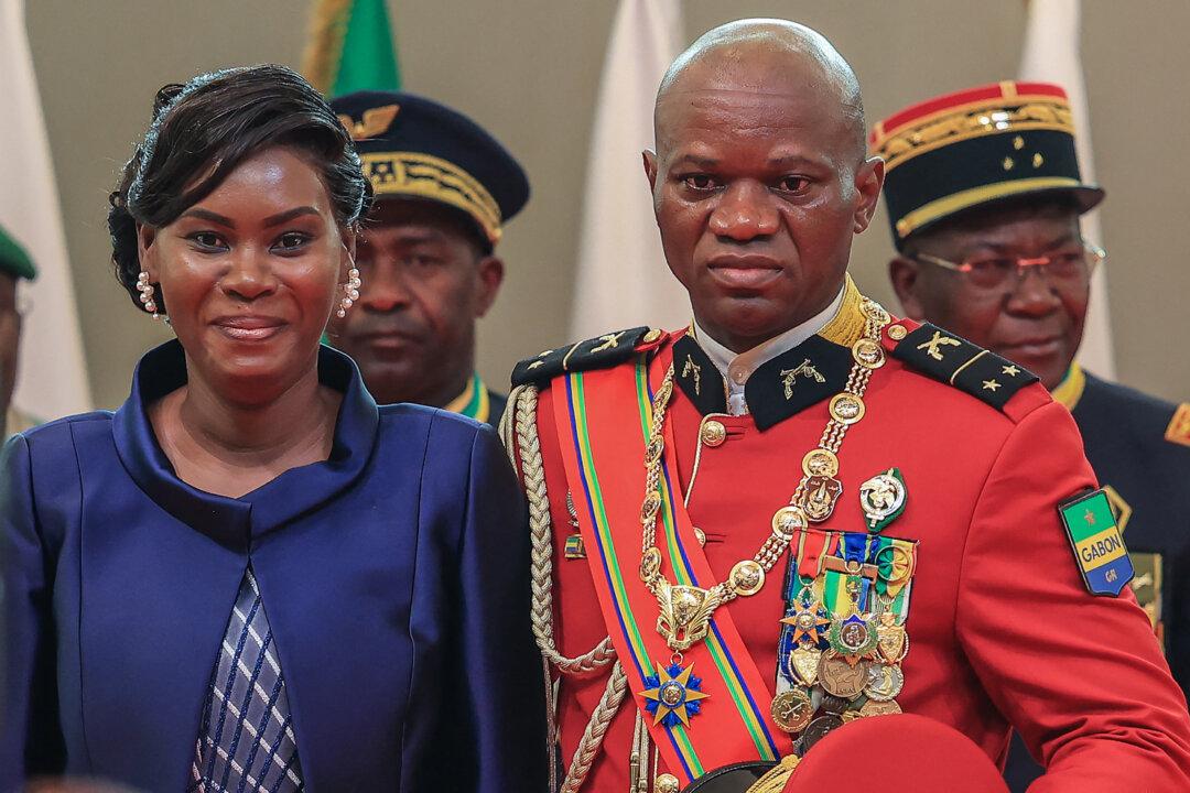 Gabon’s Coup Chief Takes Command as ‘Transitional President’
