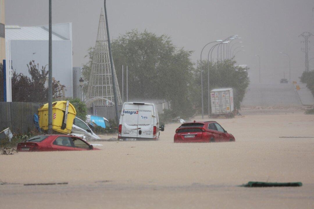 Downpours in Spain Cause Widespread Flooding; 3 Dead, 3 Missing