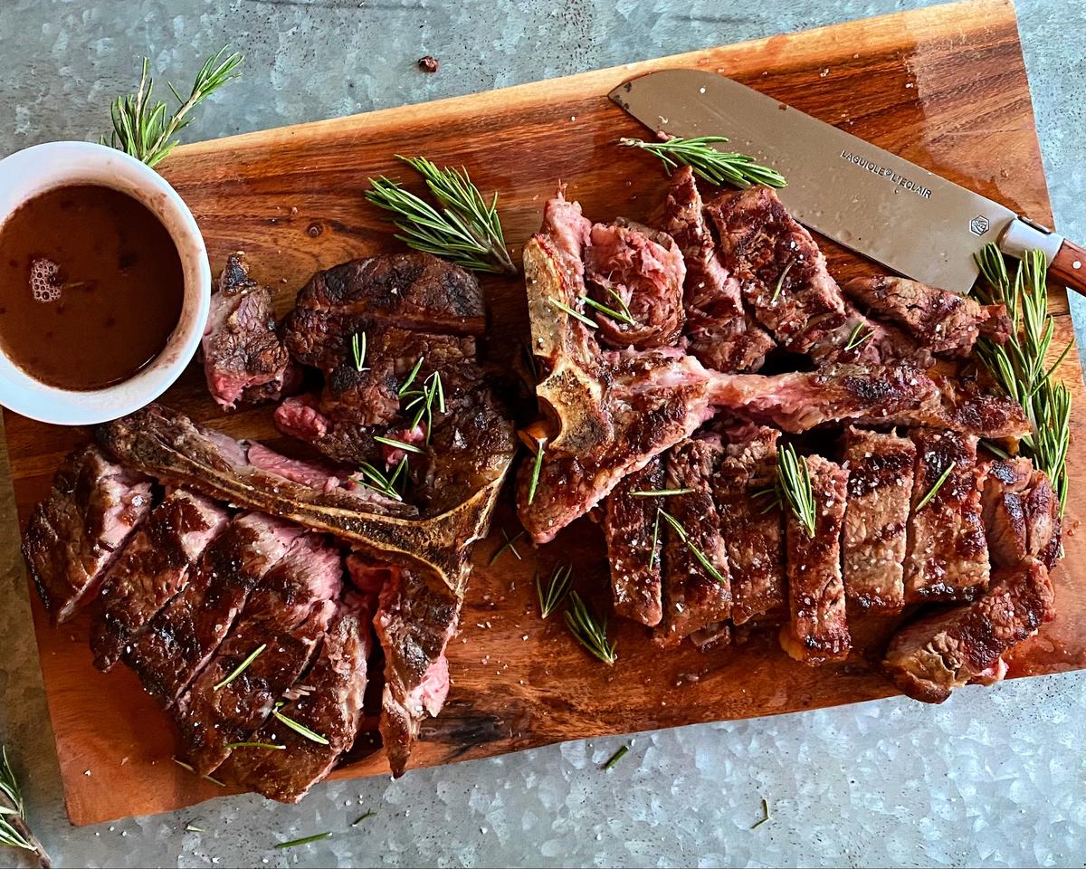Grilling to a ‘T’: How to Feed a Crowd of Carnivores