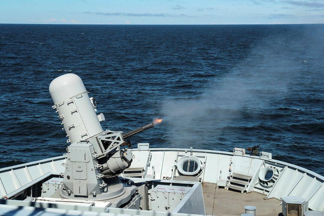 UK Scraps Warships, Helicopters, and Drones in Defence Cuts Despite Threats Abroad