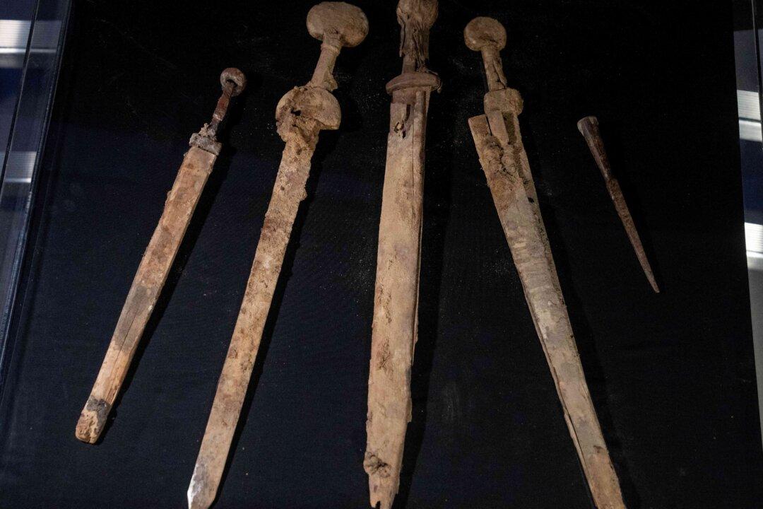 4 Exceptionally Preserved Roman Swords Discovered in a Dead Sea Cave in Israel