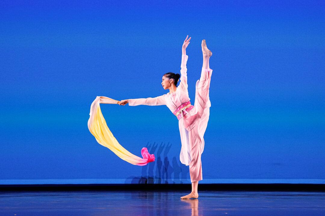 Millennia-Old Skills Revived Onstage at NTD International Classical Chinese Dance Competition