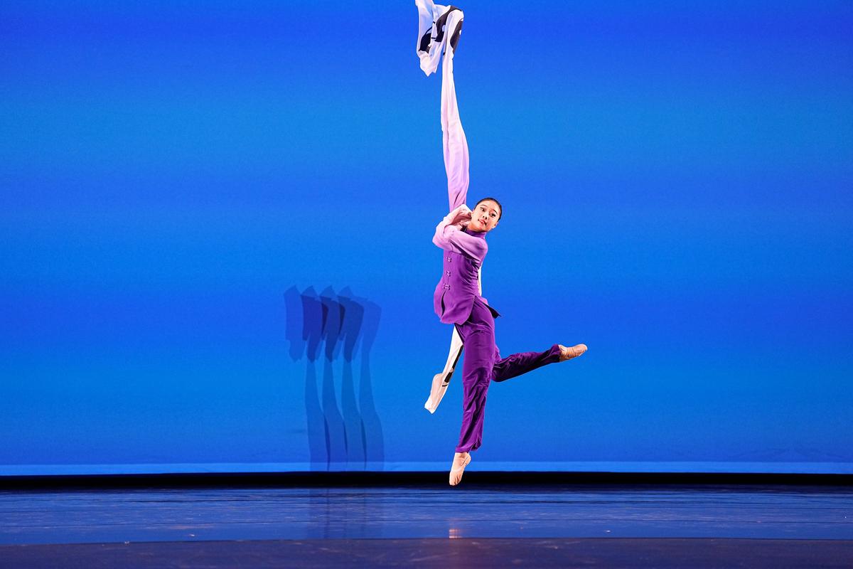Dancers take to the stage for the preliminary round of the NTD International Classical Chinese Dance Competition in Purchase, New York, on Sept. 7, 2023. (Larry Dye)