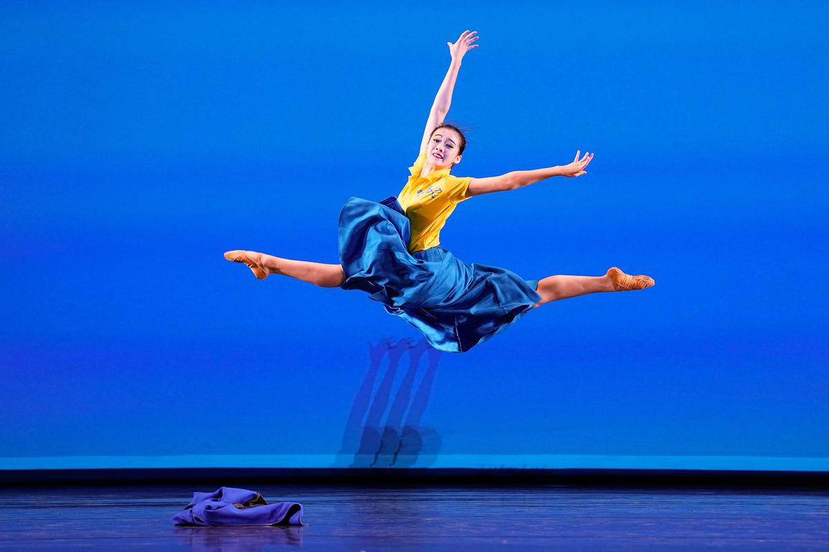 Dancers take to the stage for the preliminary round of the NTD International Classical Chinese Dance Competition in Purchase, New York, on Sept. 7, 2023. (Larry Dye)
