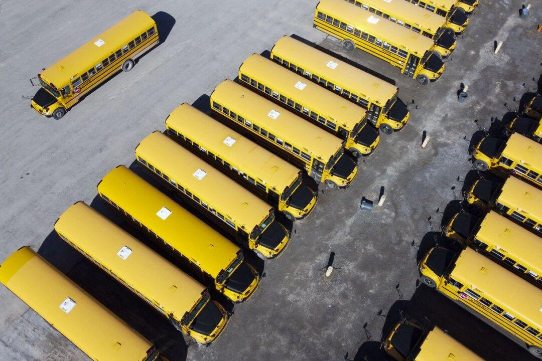 Ottawa School Bus Routes Cancelled for Thousands of Students Due to Driver Shortage