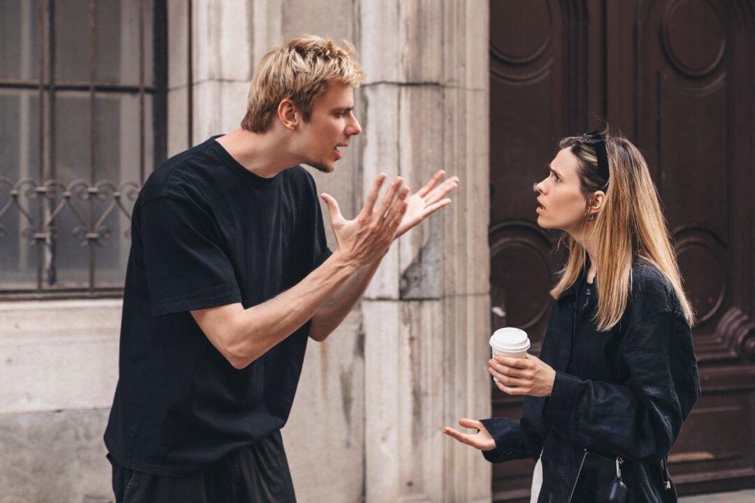 Dear Dr. Chloe, I’m at My Wit’s End–Questioning the Mental Health of My Boyfriend of 5 Years