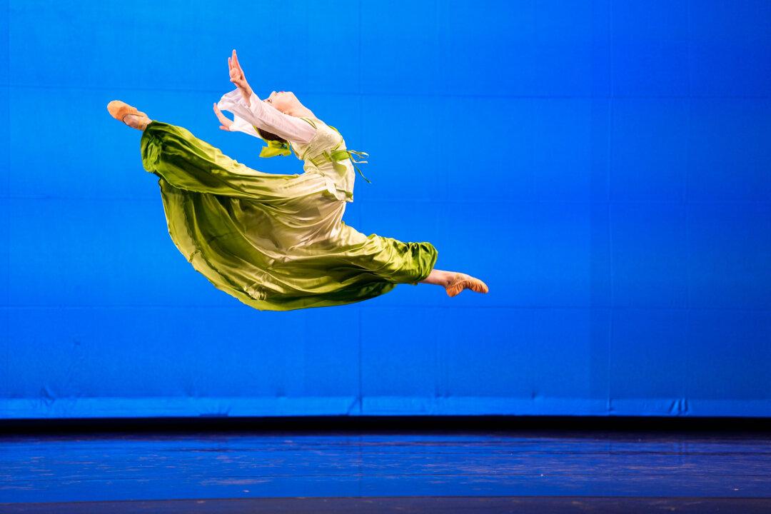 A Moral Art: Classical Chinese Dancers Meld Virtue With Beauty