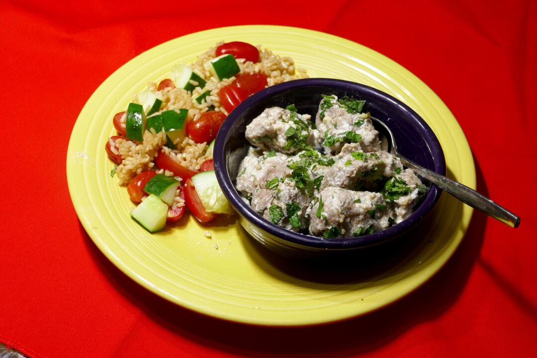 Try Lamb With Cucumber and Tomato Rice for a Great Midweek Meal