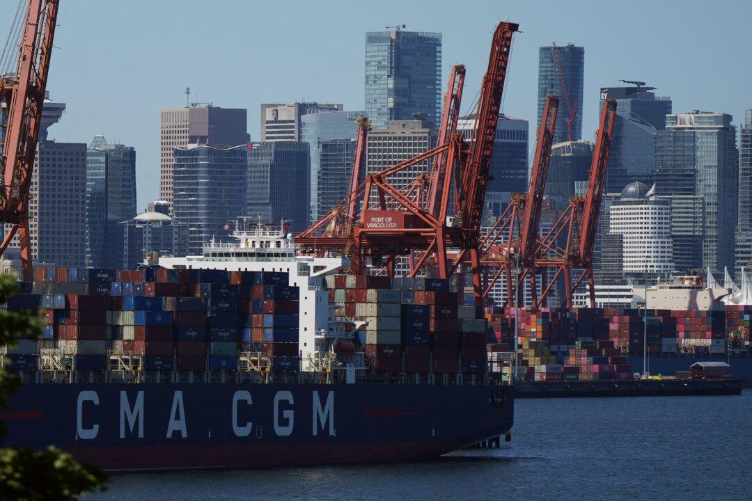 Replacement Workers Used in 40 Percent of Strikes and Lockouts: Federal Memo