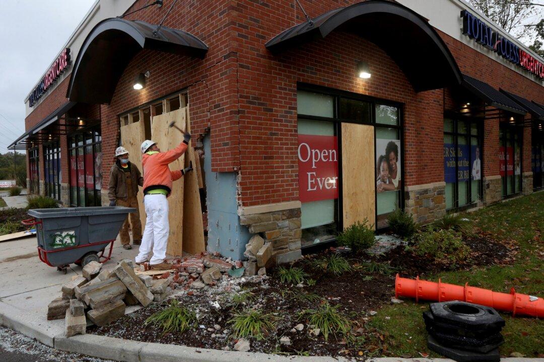 Missouri Jury Awards $745 Million in Death of Woman Struck by Driver Who Used Inhalants