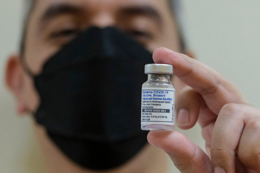 Health Canada Approves New Moderna Vaccine for COVID-19