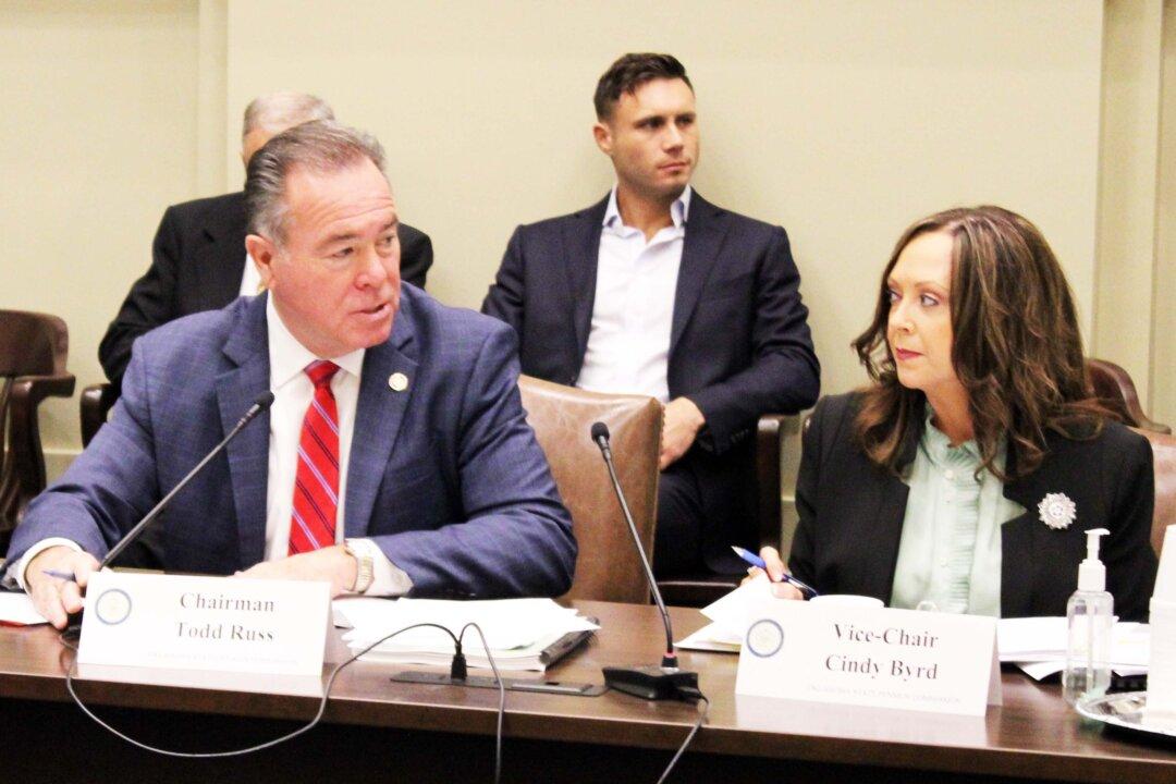 Oklahoma Officials Want to Know if BlackRock Handling State Money Breaks Law