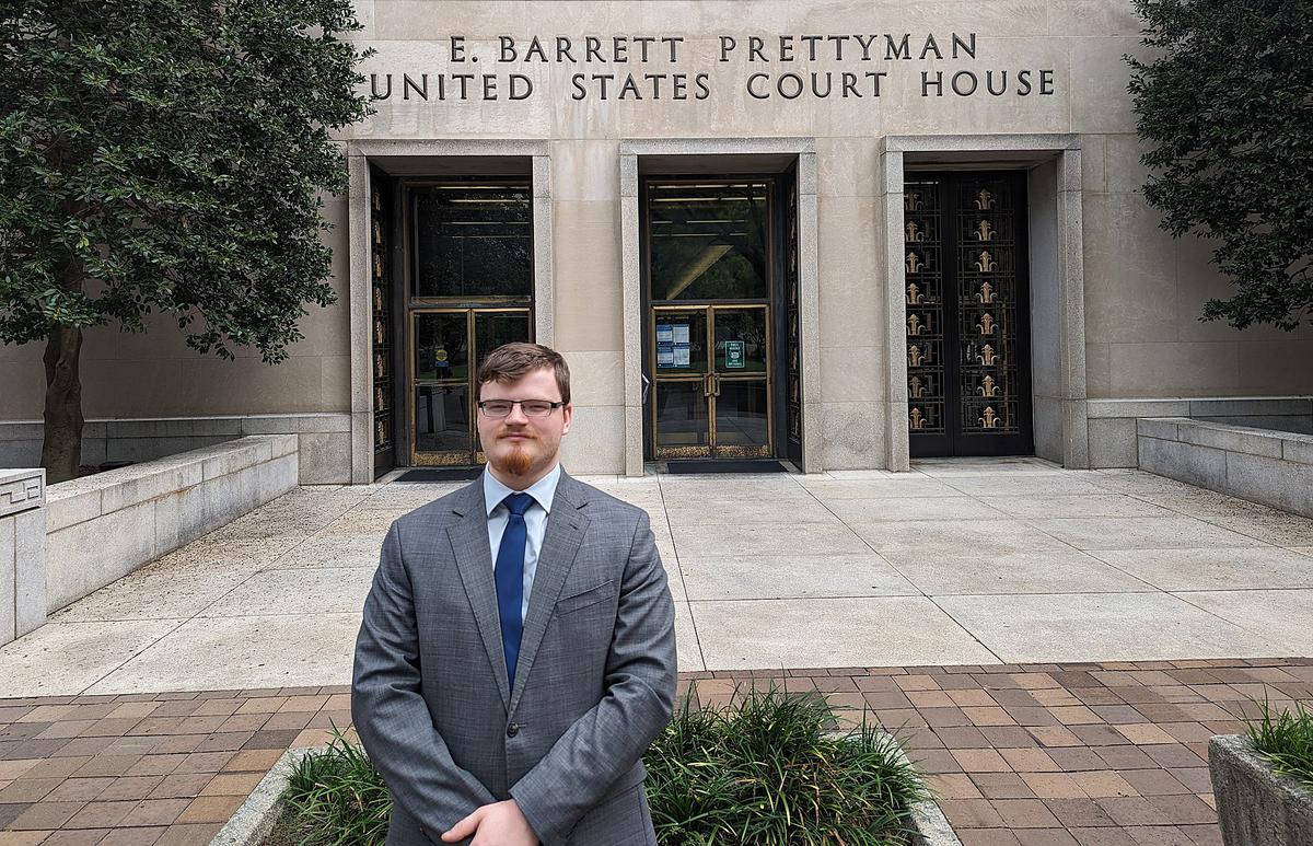Independent Journalist Sentenced to Probation for Entering US Capitol on Jan. 6