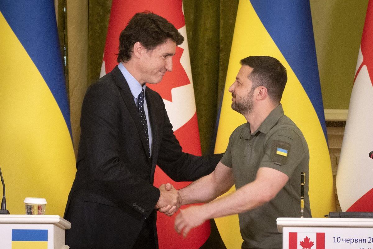 Canada Will Support Ukraine ‘For as Long as It Takes,’ Trudeau Promises Zelenskyy