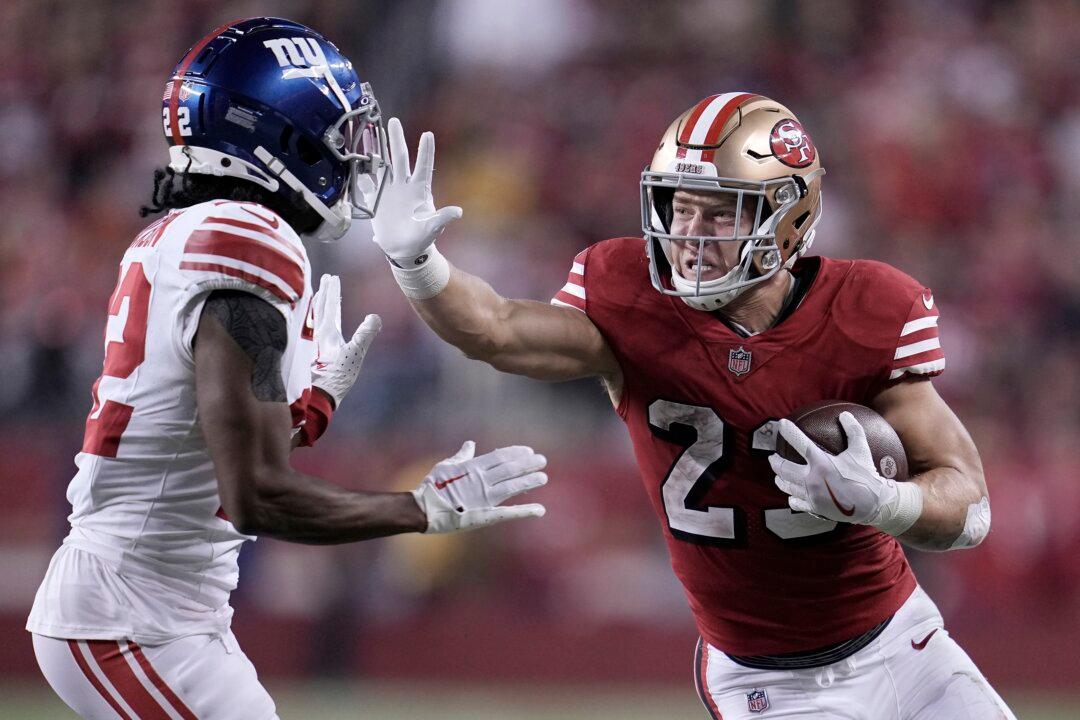 Christian McCaffrey and the 49Ers Win 13th Straight in the Regular Season, Beat the Giants 30–12