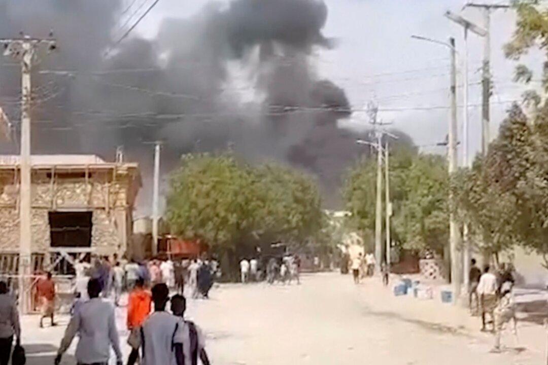 Bombing at Checkpoint in Somalia Kills at Least 15 People, Authorities Say