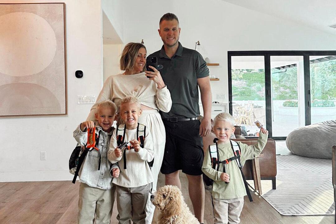 Dad Teaches Sons to Do Simple, Loving Acts for Mom Every Week, and It Changes Her Life: VIDEO