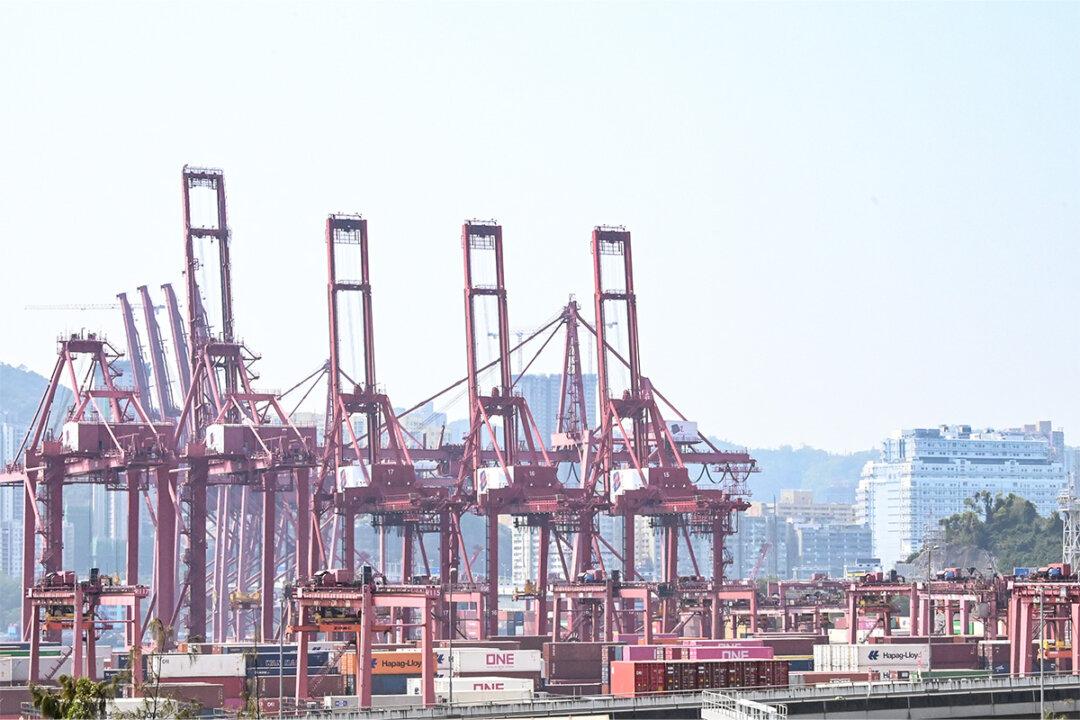 Hong Kong Recorded Second Quarter US$11.6 Billion Balance of Payments Deficit, US$6.1 Billion Current Account Surplus