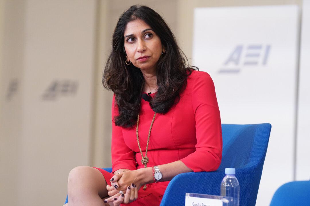 Braverman Not Ruling out UK Leaving Refugee Convention as UNHCR Rejects Call for Reform