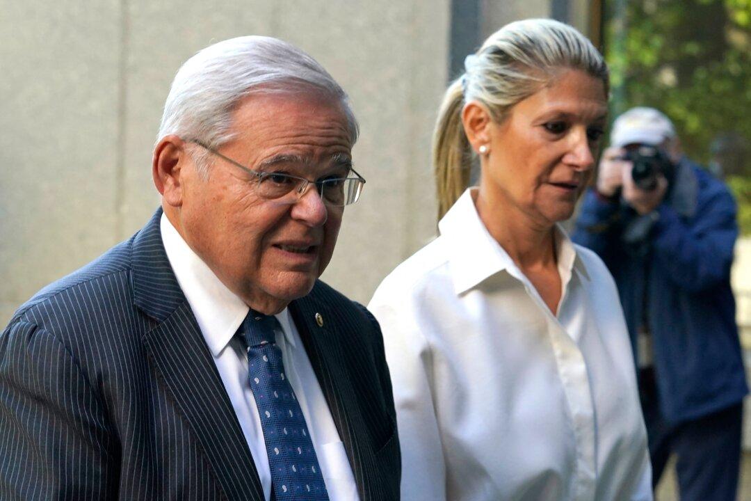 Sen. Menendez Pleads Not Guilty to Bribery Charges