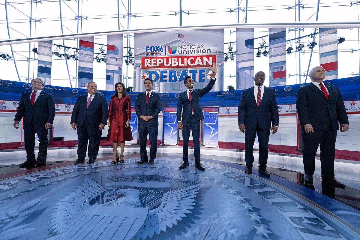 RNC Threatens to Ban Ramaswamy, Christie From Next GOP Debate for Unsanctioned Dialogue