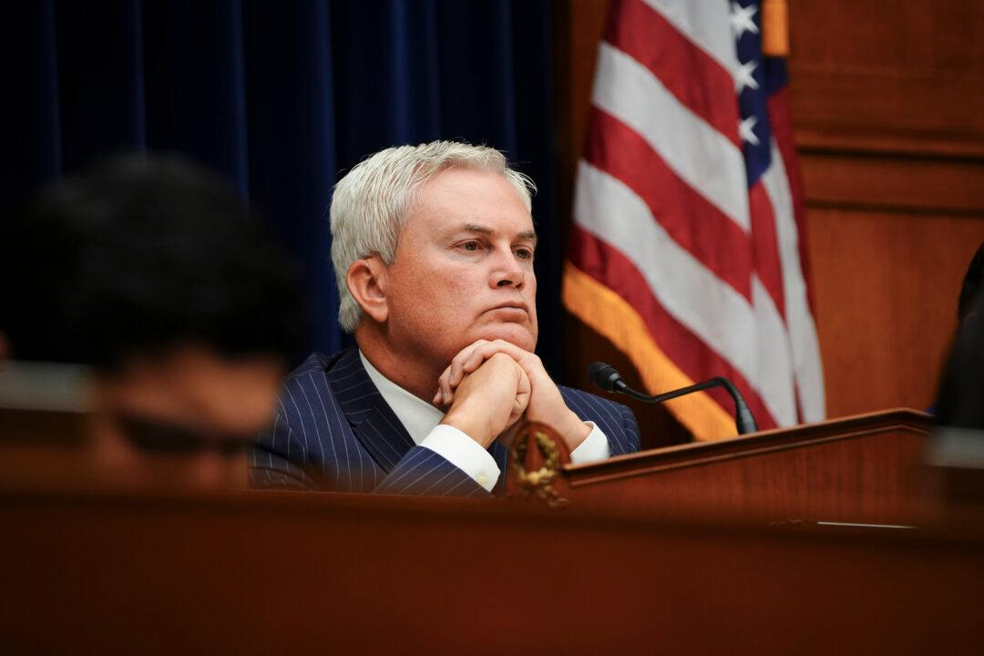 Rep. Comer to Subpoena Bank Records of Hunter, James Biden, Their Affiliated Companies