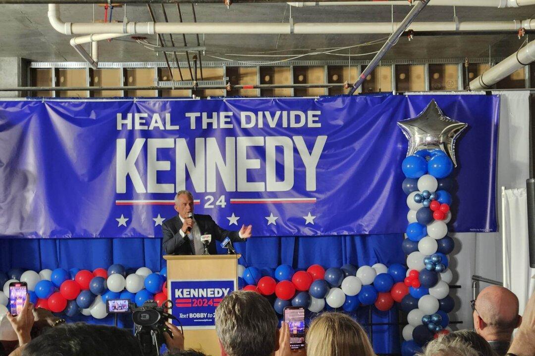 Liberals Panic as RFK Jr Goes Independent, but Should They?