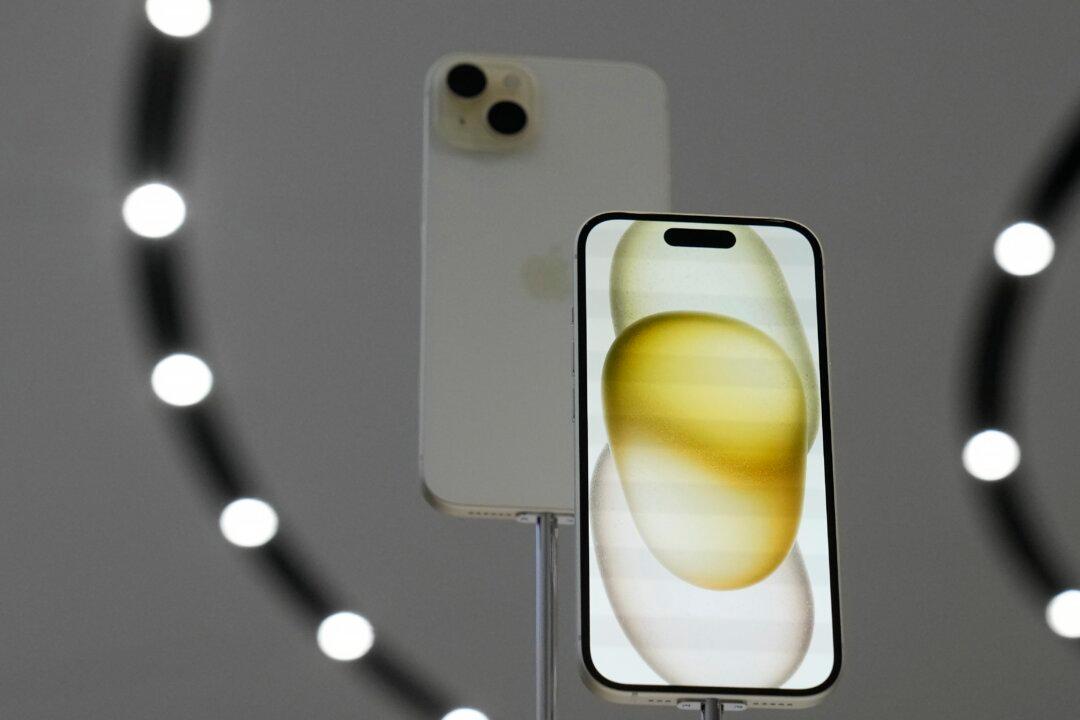 Apple Says It Will Fix Software Problems Blamed for Making iPhone 15 Models Too Hot to Handle