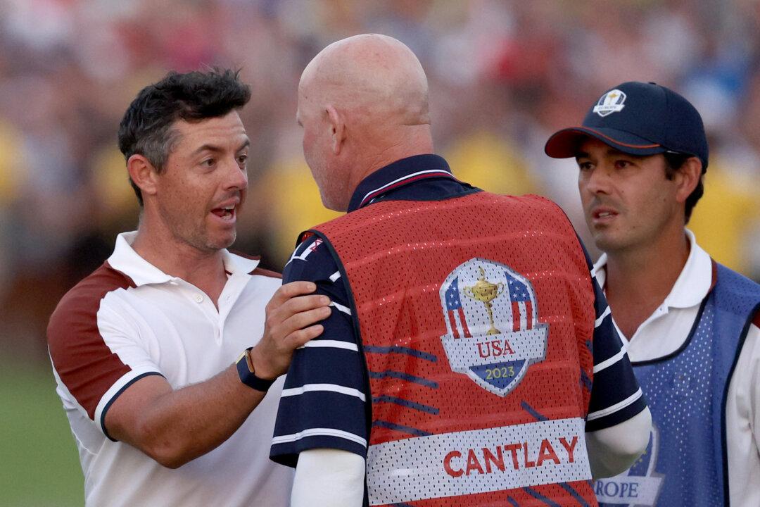 Rory McIlroy Has to Be Restrained Amid Row With U.S. Team