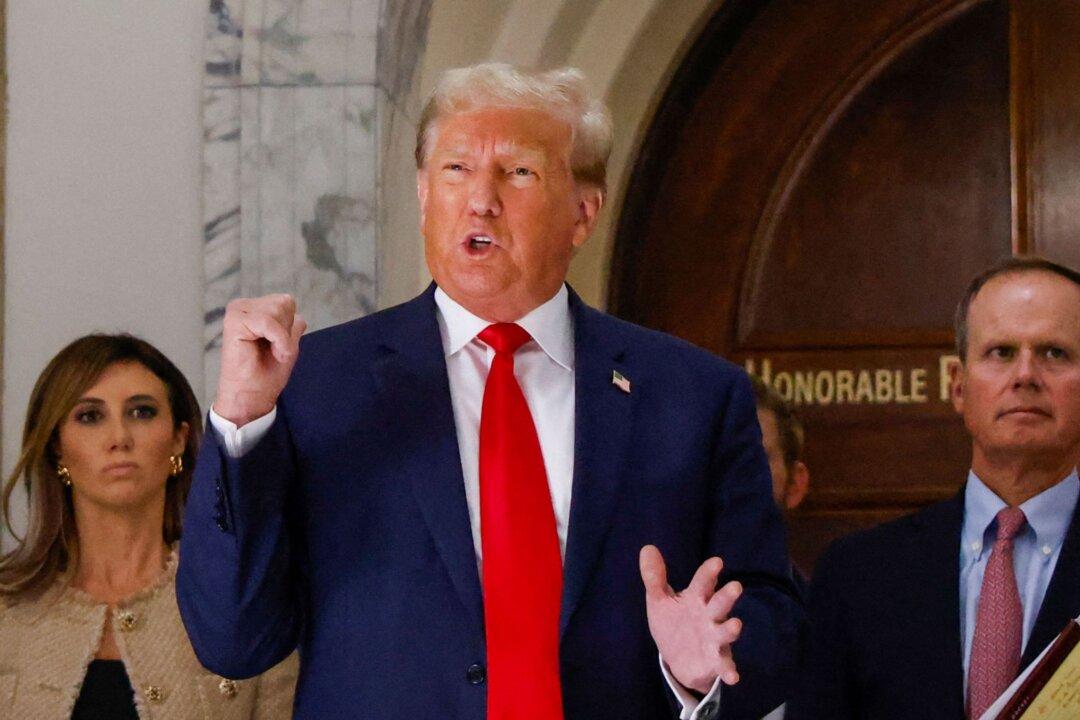 Trump Responds to Biden Administration’s Move to Build Border Wall