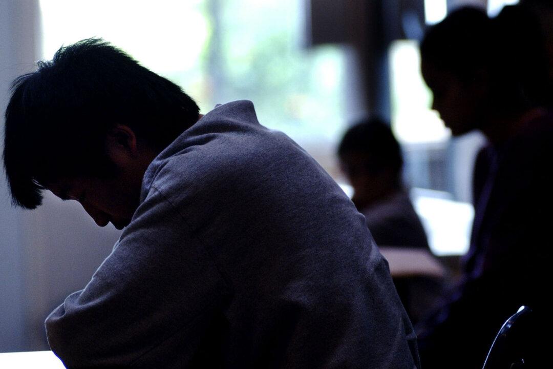 California Funds Guaranteed Income for Former Foster Youth