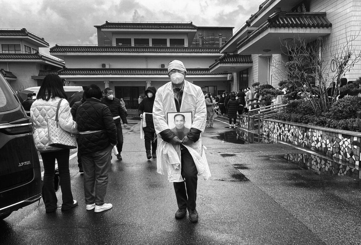 China Reports Wave of Sudden Deaths Among Public Figures in December