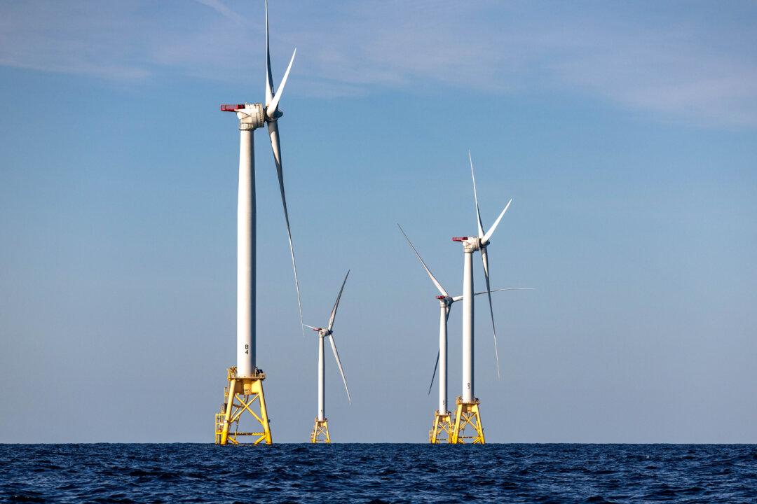 Major United States Wind Offshore Farm Delivers First Power to the Grid