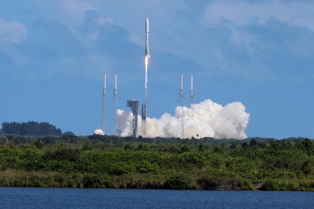 Amazon Launches First Test Satellites for Kuiper Internet Network