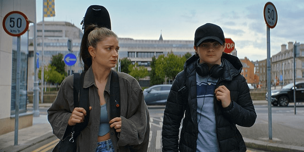 ‘Flora and Son’: A Hilarious Single-Mom Rom-Com