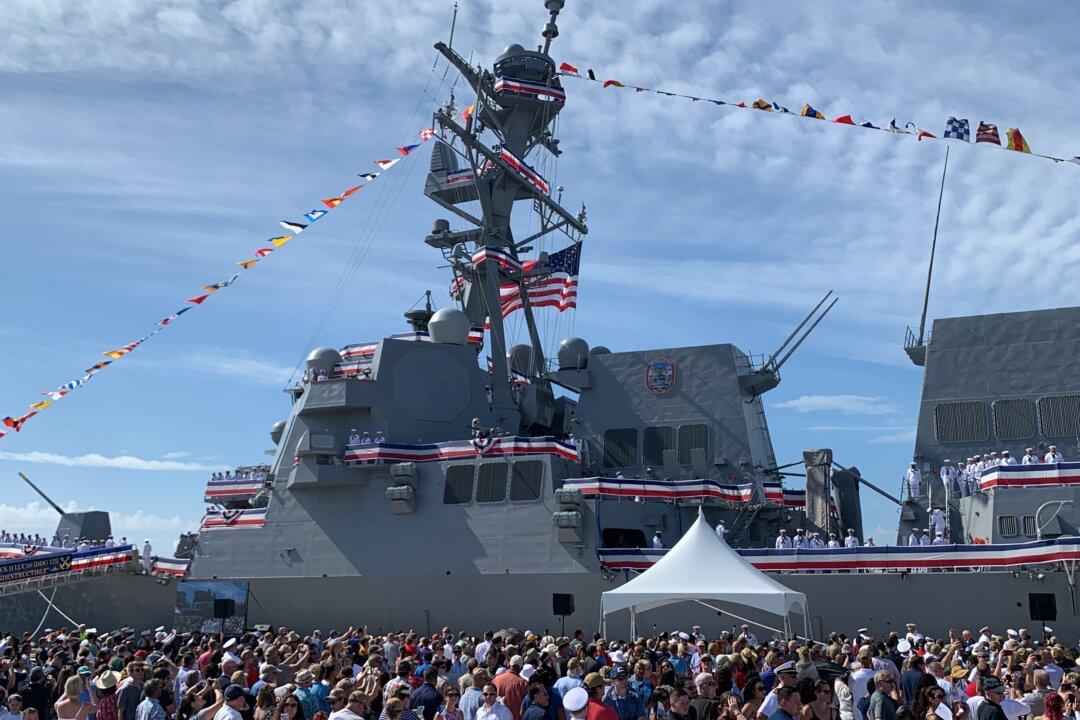 US Navy Honors Marine Hero as It Commissions Pacific Fleet’s Newest Destroyer in Tampa