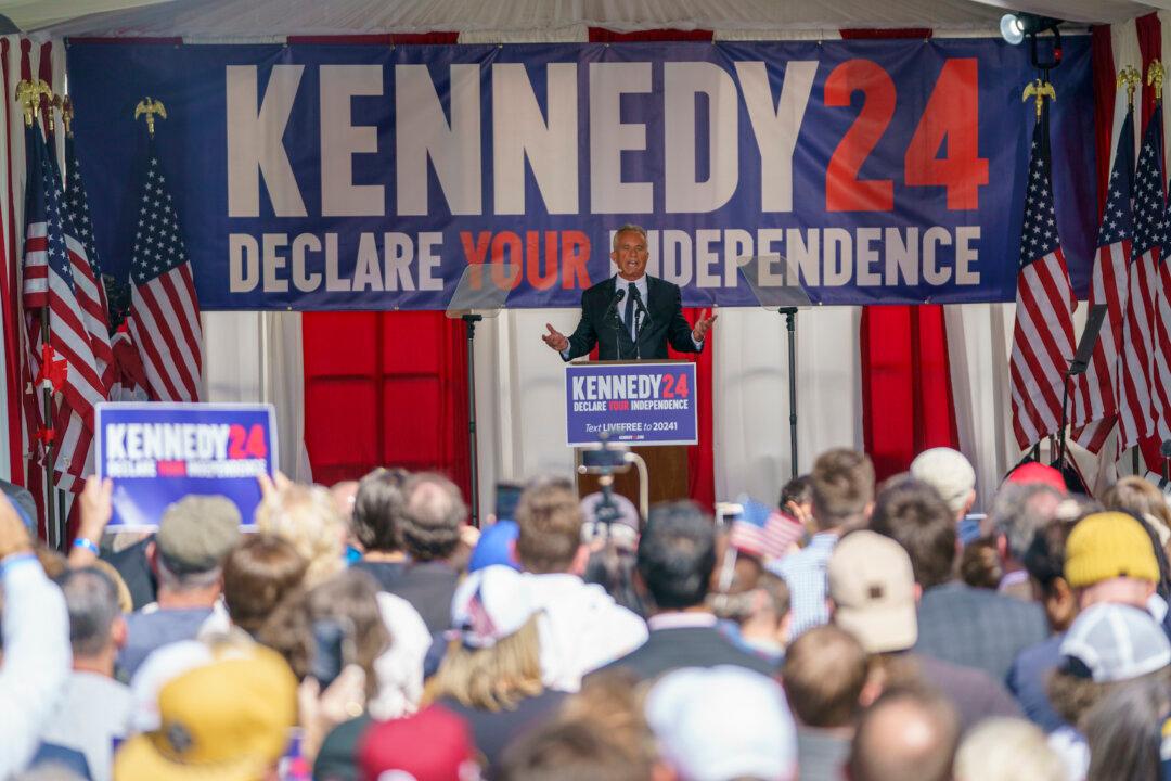 Poll Shows RFK Jr.’s Popularity on the Rise, Candidate Sees Path to Victory