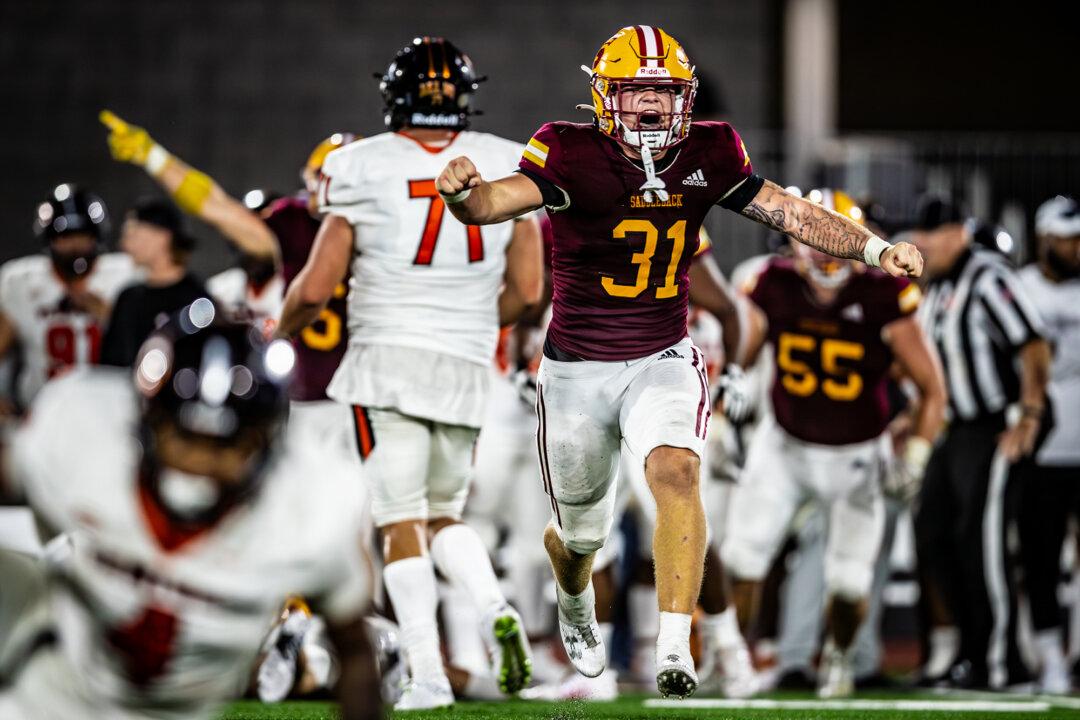 Opportunity, If Not Attention, Beckons in Community College Football