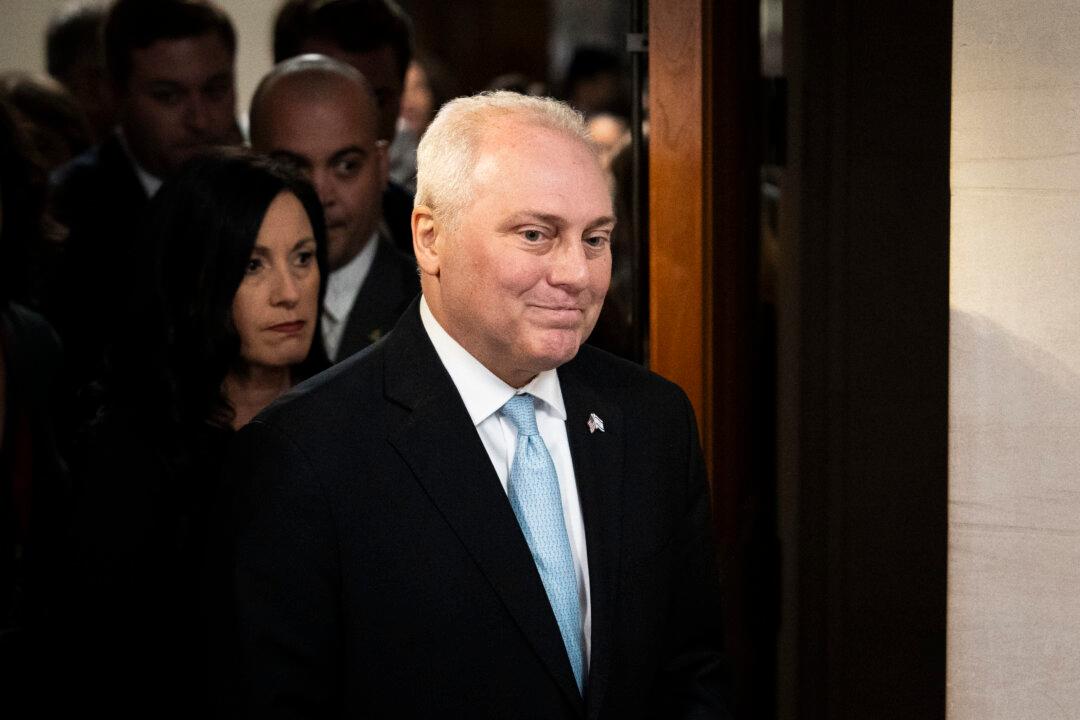 Scalise Races to Shore Up Support for Speakership Ahead of Floor Vote