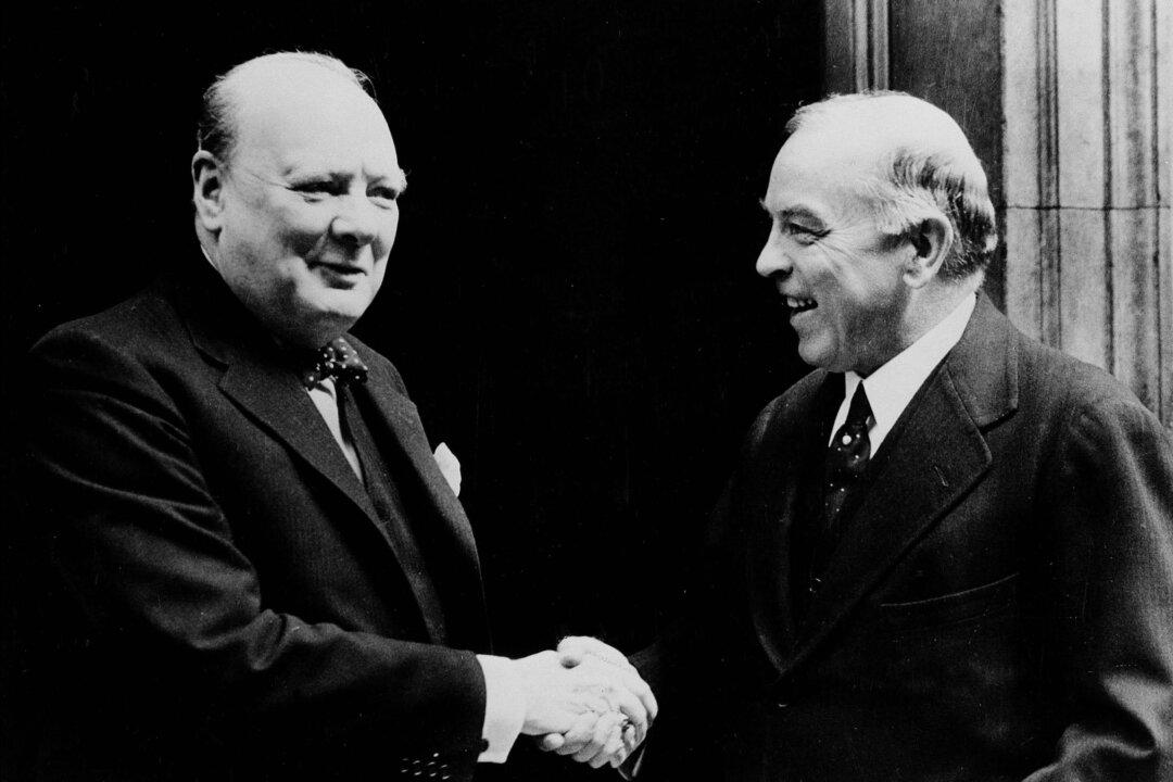 When Canadian Troops Booed Their Prime Minister