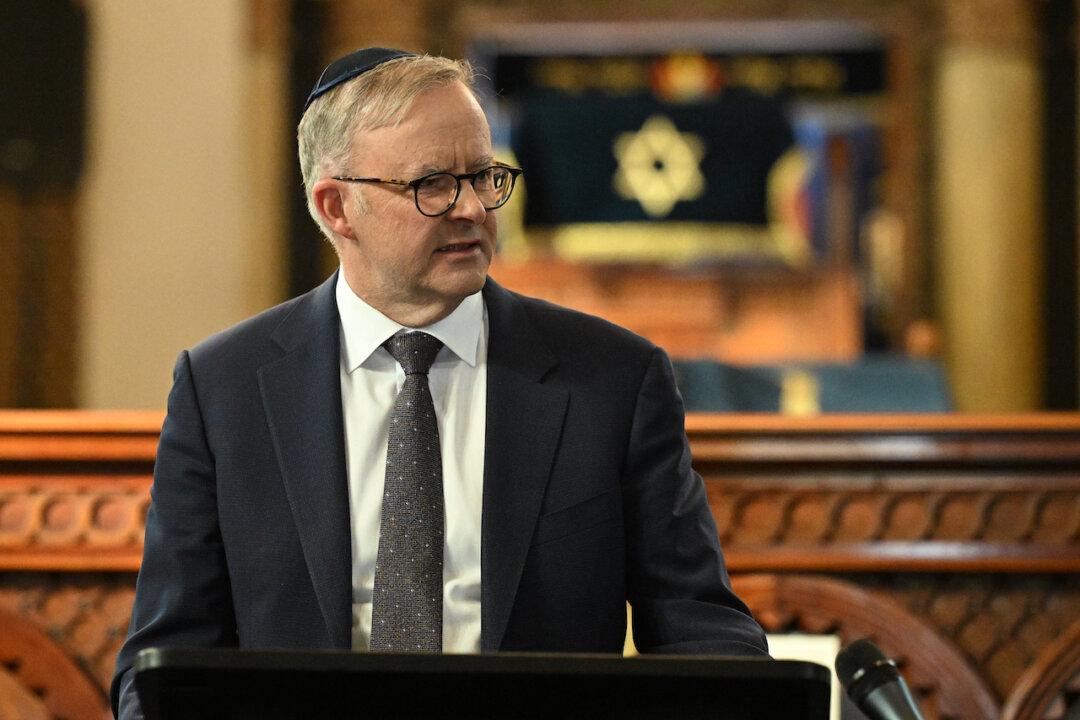 ‘We Have to Stand Together’: Australian Leaders Voice Support for Jewish Community