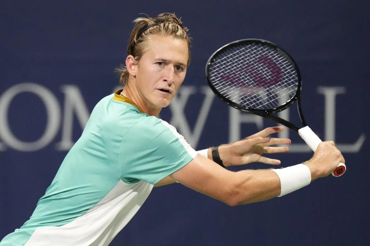 Sebastian Korda Outlasts Ben Shelton to Reach Shanghai Semis
