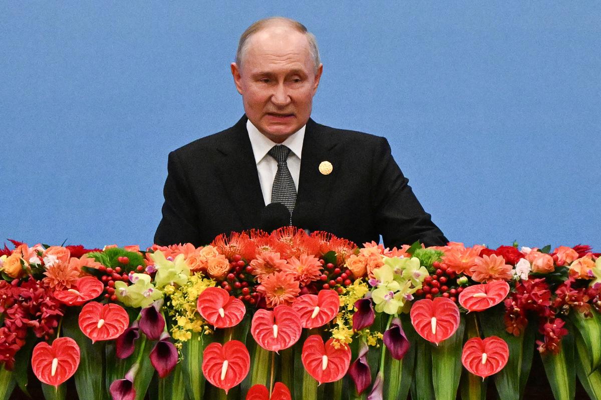 Putin Hails Deepened Ties With China as Xi Outlines His Vision for New World Order